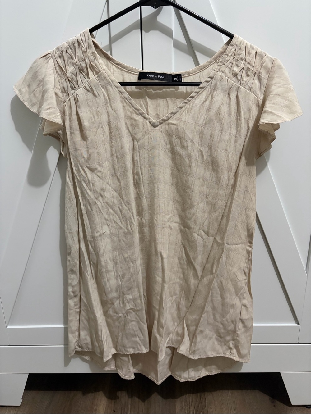 Doe & Rae Beige V-Neck Flutter Sleeve Blouse